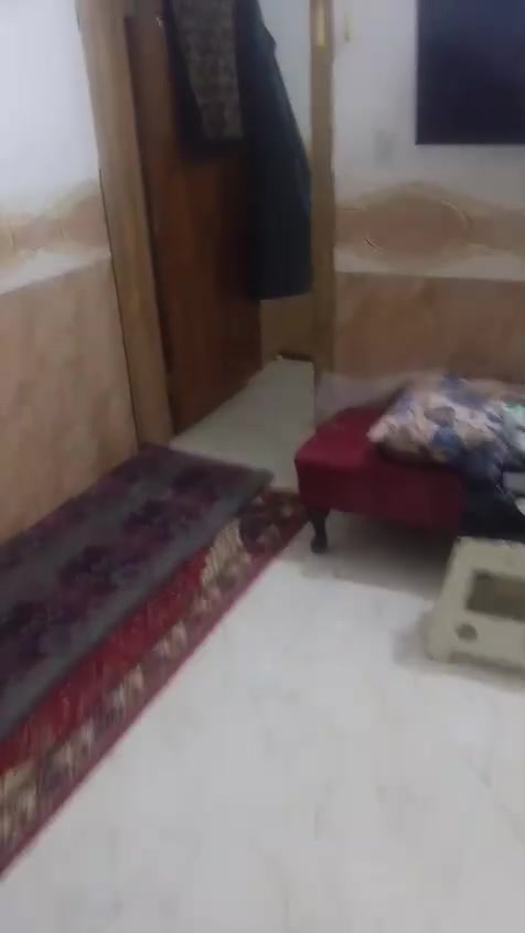 بيت للبيع كربلاء طريق الحر قريب من مستشفى وارث الاهليه فرع حسينيه المختار الثقفي 50متر طابقين نضيف جدا للتواصل ***********
