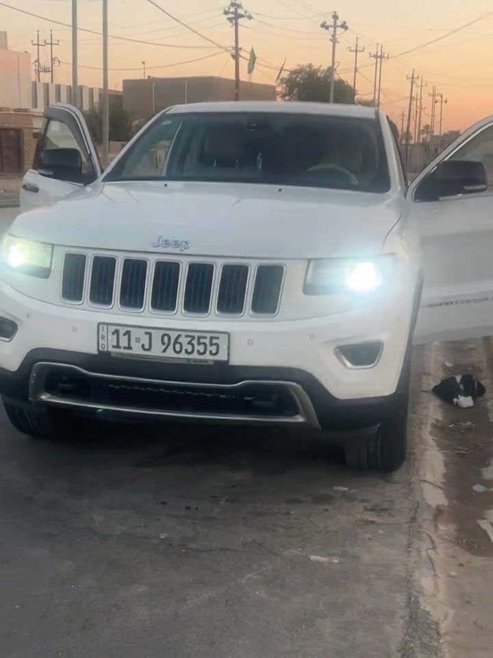 السلام عليكم جيب 14 خليجي فول موصفات جكات بنراما. لمتد السياره رقم بغداد. 185 وبيهه مجال ***********
