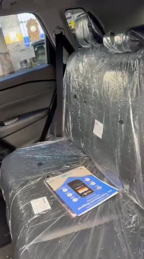 بيع مستعجل نيسان روج تيربو ٣ بستم SL فول مواصفات خمس بصمات بيها قطعة تبديل بدون داخل سنوية وهزة جديدة وباسمي السيار ماتصرف عليها دينار للاستفسار ***********
