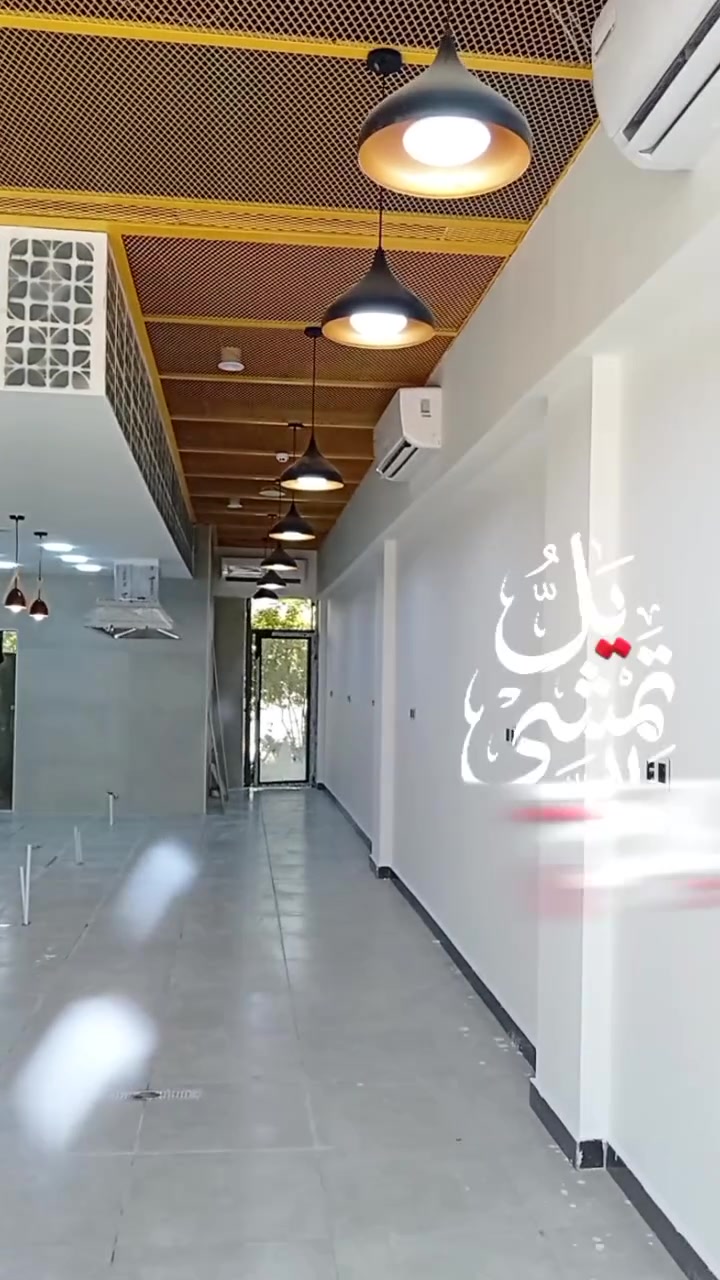 سلام عليكم صباغ متفرغ انواع الحديد شبابيك وبيبان واجهيات داخل وخارجي انواع صبغ الاسعار مناسبه الاستفسار على الرقم*********** اخوك حسين
