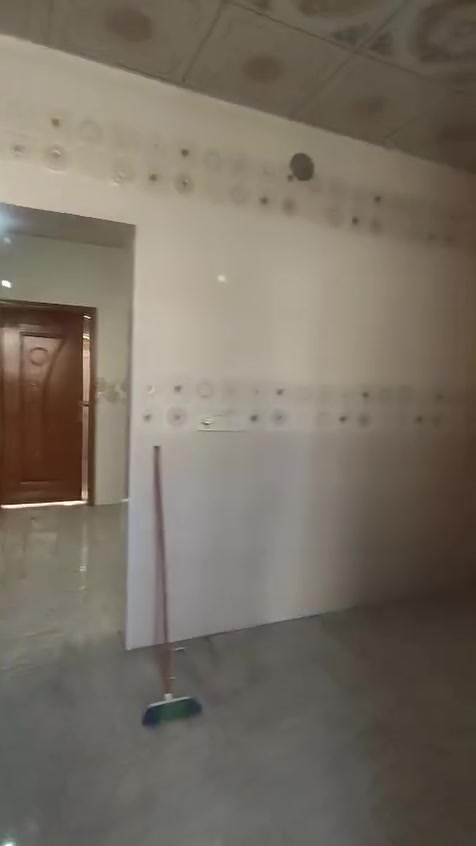 بيت للايجار ٦٠ متر ب٢٠٠
***********

***********
