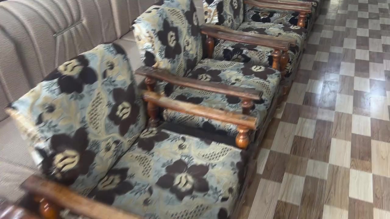 سامراء • ١٥ مقعد • نضيف