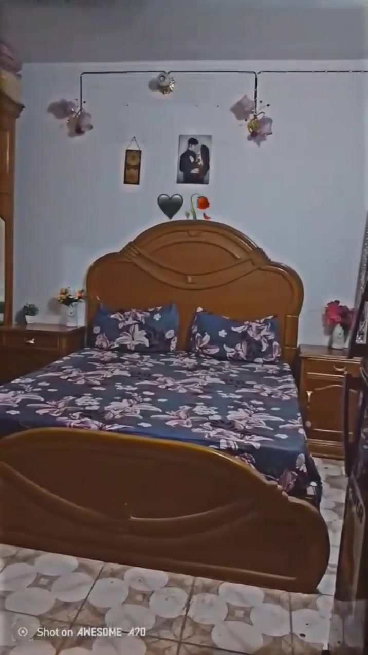 سلام عليكم غرفه طابقين تزكام اللبيع
السعر 850 رقم *********** 
وبيه مجال قليل الي مو شراي الي تعبني
