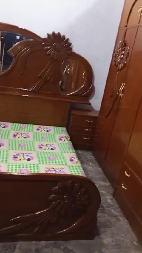 650غرفه ست ابواب صاج داخل وخارج 5ملم الزاويه كنتوريه ضهر جرجوبه بغداد الحسينيه مال الراشديه وعندي توصيل ***********
