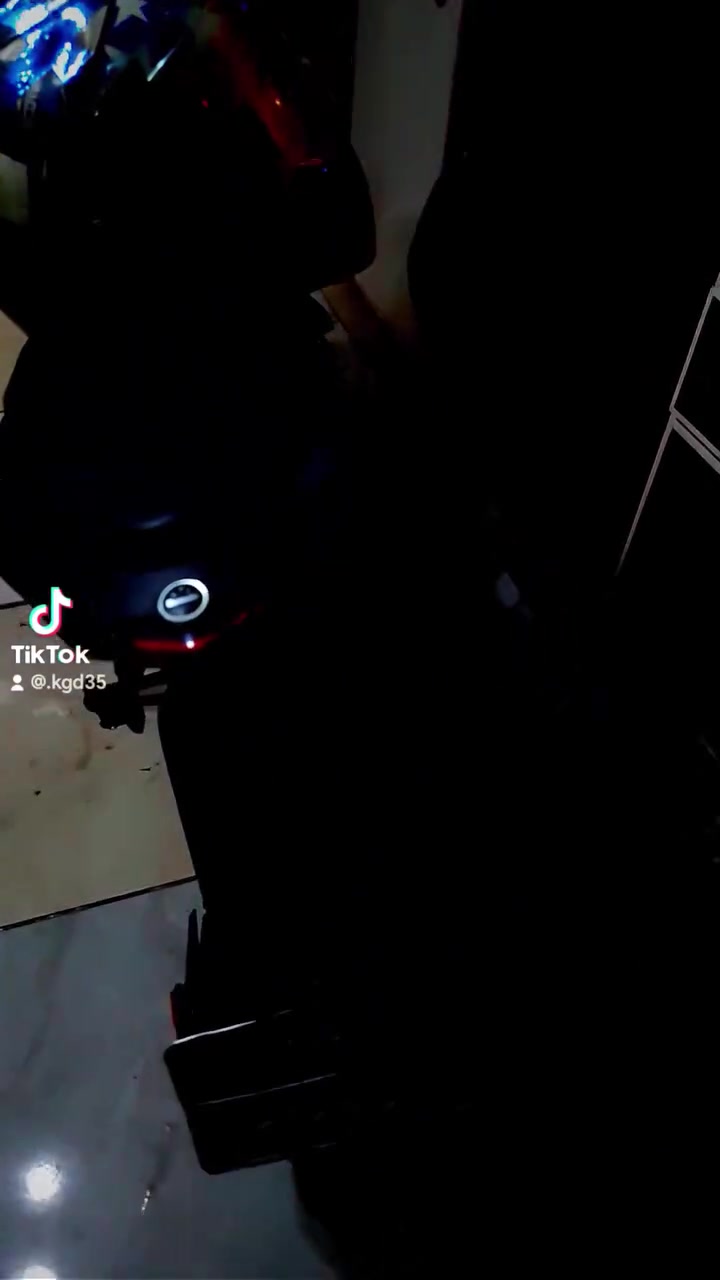ألهم صلي عله محمد والي محمد 🤲
سلام عليكم ورحمة الله وبركاته دراجه بنلي يطاليه مديل ٢٠٢٥ مكينه١٣٥ سيسي دراجه غنيه عن تعريف مرقمه رقم ربيل تحولي ثاني يوم دراجه كفاله عامه من طول لطول كله شغاله مناقصه شي ترتيب وين ما يعجبك جيب فيتر وتعال سعر
المطلوب ٣ ملاين وبيه مجال مراوس ترهم مكاني بغداد شعله متواجد خاص رقم بي واساب *********** واساب فقط مل
