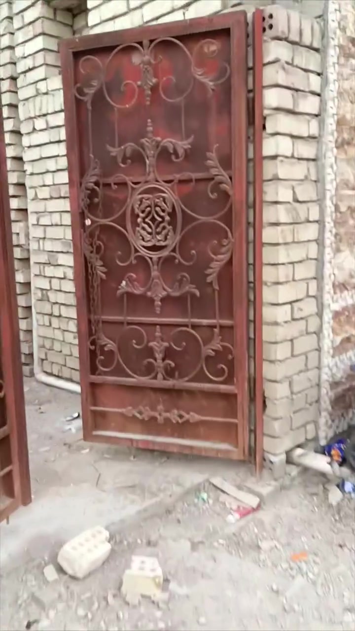 هيكل للبيع المساحة (100)متر الواجهة 7 النِزال14 الامين الثانية شارع كرار الوائلي 
للاستفسار ***********
