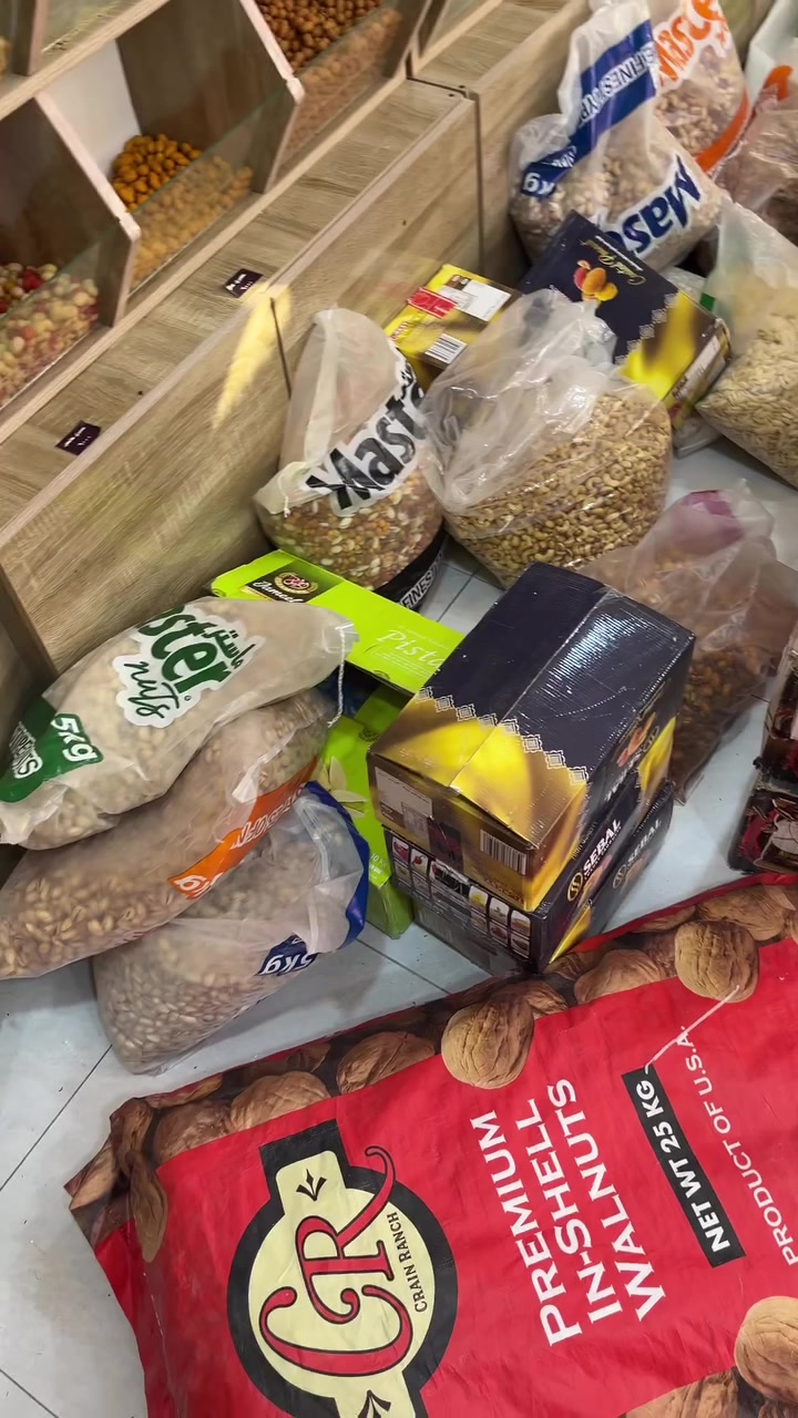 🔥 وصلتنا بضاعة جديدة! 🔥

🥜 تحميص اليوم… طازج ونكهته غير 😋
✨ أجود أنواع الكرزات والحلويات

📍 العنوان: [واسط داموك نزله شارع الضباط مجاور مخبز البدري ]
📲 للطلب والاستفسار مراسلتنا على واتساب: [*********** ]

كرزات تيمو… الطعم اللي يستاهل التجربة ❤️

