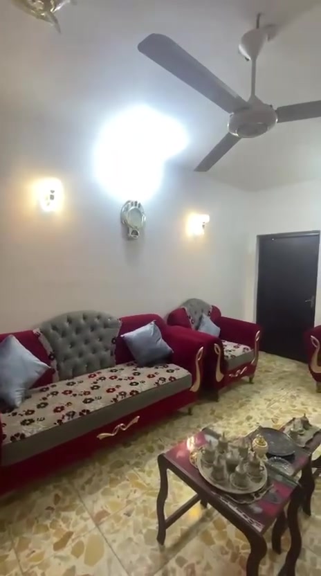 دار للإيجار 
📍 الموقع: بستان الحلو خلف البندقيه   
✨ المواصفات:
المساحة : 150 م² 
..........
🔹محتويات الدار : 
_ 2غرف نوم
_ طابقين 
_ مع باقي الخدمات
......................
📞 للاستفسار والمعاينة: 
الاتصال على الارقام :
***********☎️ واتساب
او مراجعة المكتب 
الحلة _ شارع المقام رد الشمس  قرب مول الحسن 
✅ نستقبل جميع عروضكم السكنية 🏠 والتجارية 🏡 بكافة مناطق الحلة 
………………………
