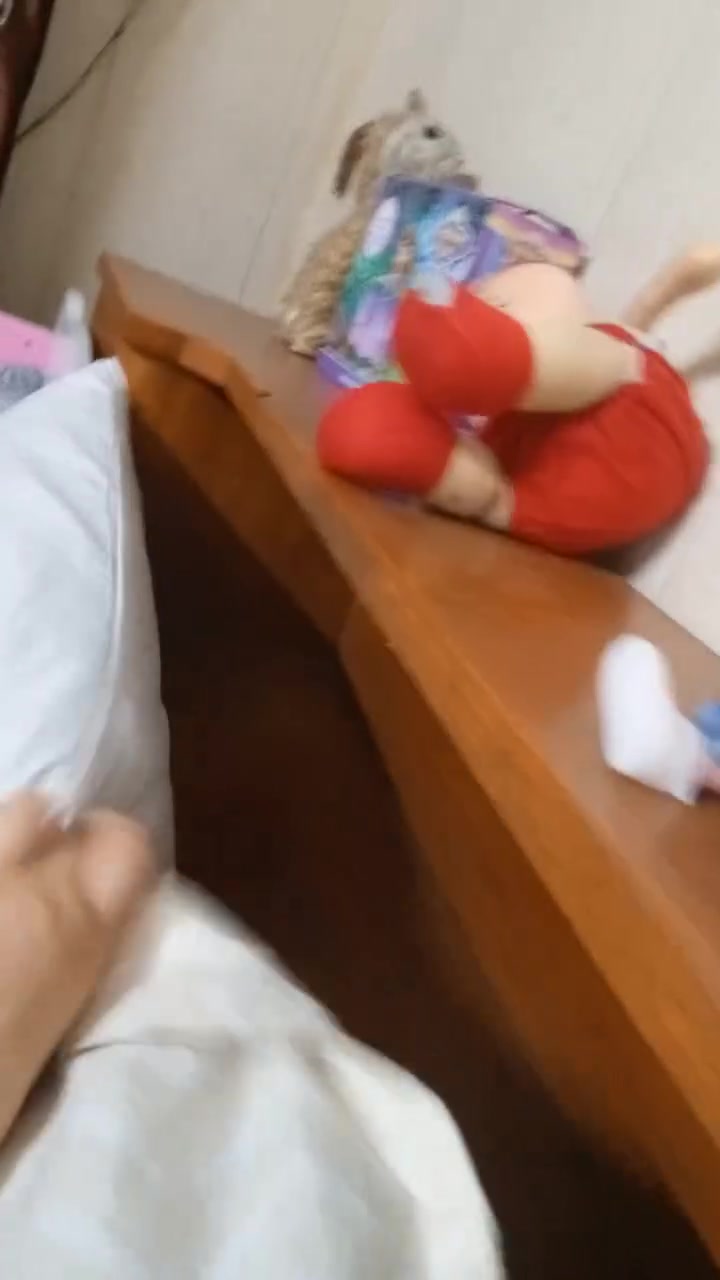 غرفه صاج بدون كنتور للبيع مكاني بغداد كراده والله كلش نظيفة تجي أو انشوف بعينك خشبها ثكيل 
*********** السعر 250او بيها مجال
