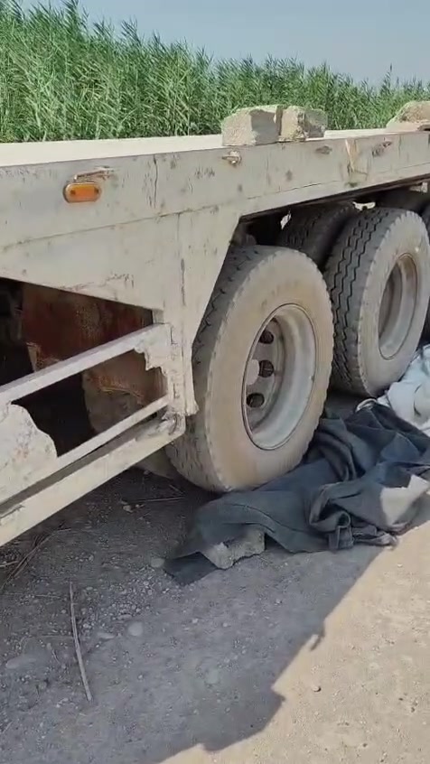 سلام وعليكم عربانه 3دناكير حداديه سبرنك للبيع كدامك بلمقطع العنوان ديالى السعر 45وبيهه مجال رقم الهاتف ***********
