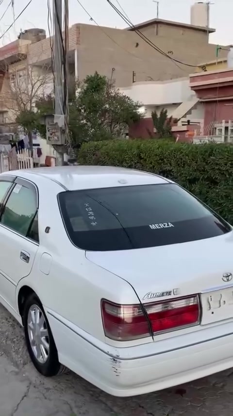 مەلیکە مووس 3 دووگمە یەک پارچە ئەوروپا ناو زەرد دەشپول نەجەف مۆدێل 2000 چوار تایەو ویلی لۆکی لە ژێرە مەکینەی گەورە175 بێ سەرفو دوکەڵ شوێن کەلار بۆ سعر تێل بکە***********
