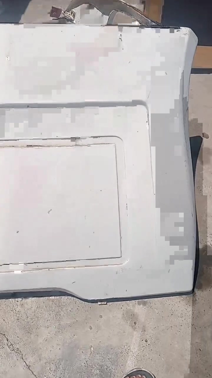 للبيع..... 
كاسحه + زعانف + صنية عربانه
جدد مستخدمين شي قليل
مكان الموصل
***********
 ***********
