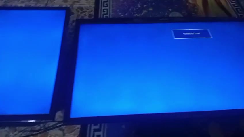 ابلازمات للبيع السعر 100 الف *********** متواجد فد عل واتساب
