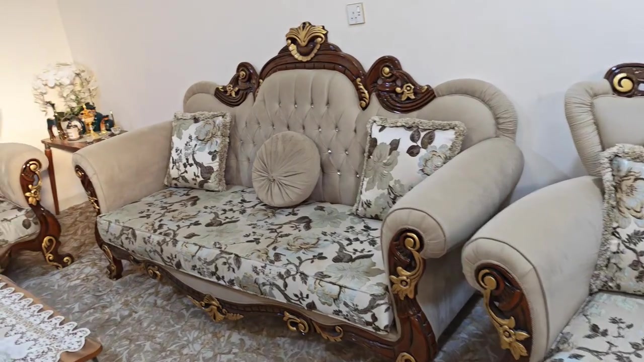 كنب رئاسي • نظيف جدا