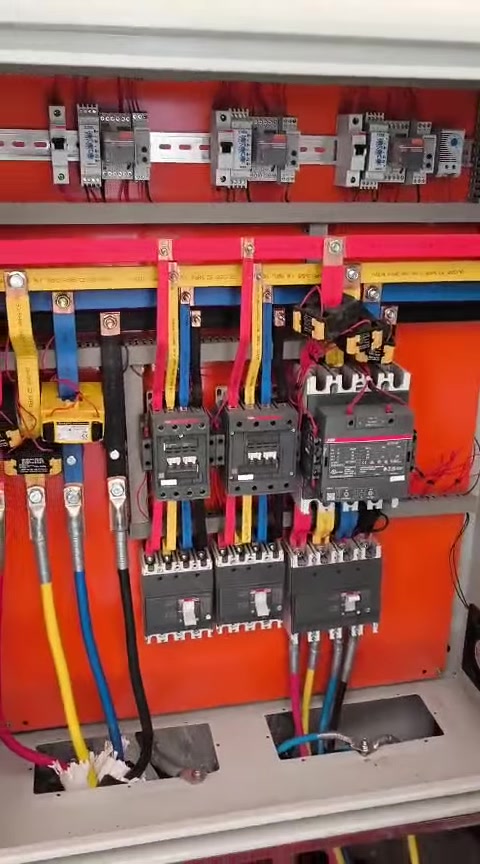 بوردات بناية • ثلاث مراحل • ABB إيطالي