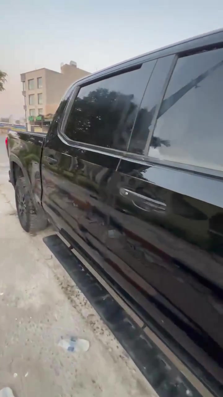 من رخصه الادمن جمس سيرا ٤سلندر موديل ٢٤ تو ويل مكينه ٢٧٠٠ توربو سياره اليفيشن دشبول دجتال بدون ارباك سياره ماشيه ٢٣ الف رقم بغداد سياره بيه بارد فقط *********** اث ***********سعر مناسب

