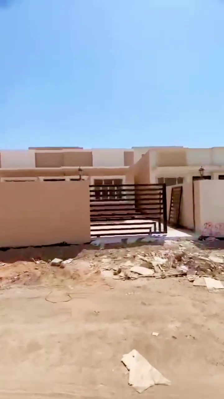 ب ٢٠ مليون دينار عراقي فقط
بقسط شهري ٥٠٠ الف  

امتلك دار واسع وفره وجميل ذوطابع خيالي
مساحه ٢٠٠ متر مربع
غرفتين

صاله
مطبخ
استقبال
صحيات داخل و خارج
كراج سيارة وحديقه
وحولي داير البيت
اي استفسار اتصل او راسلني واتساب ع الارقام الموجودة
*********** واتساب
*********** واتساب
