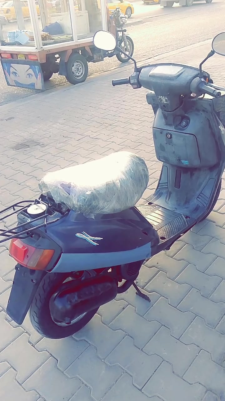دراجه يماها مابيها عيب فقظ باتري نقص محرك هندر واحد يشتغل محرك ما مفتوح كيج سرعه كيج بانزين شغال دراجه فول نشاط سعر ١٦٠ بي مجال بسيط جماعت 140لا تعلق بدون ما احرجك دراجه تسوه ونضيفه تعال خاص او اتصل برقم ***********
