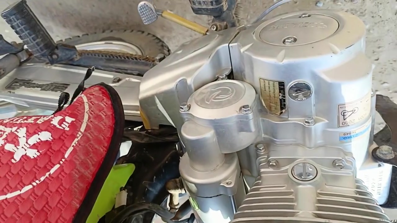 السلام عليكم دراجه نظيفه مقفوله ماكينه 200 ما مفتوحه ورق موجود بيها موديل 24 السعر 590 بها مجال شيء بسيط ***********
