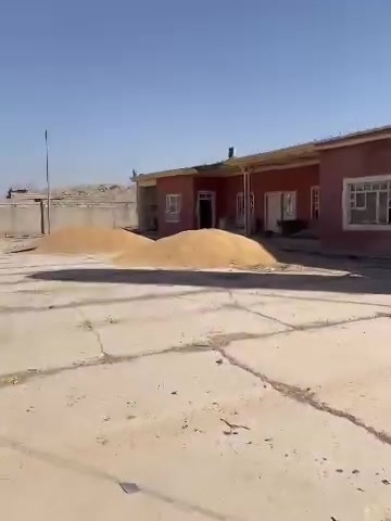 السلام عليكم معمل بلوك للبيع المساحه اربع دوانم الموقع. بين طوزخرماتو و سليمان بيك. مقابيل بانزينخانه الضواري  للستفسار الاتصال على الرقم التالي ***********
