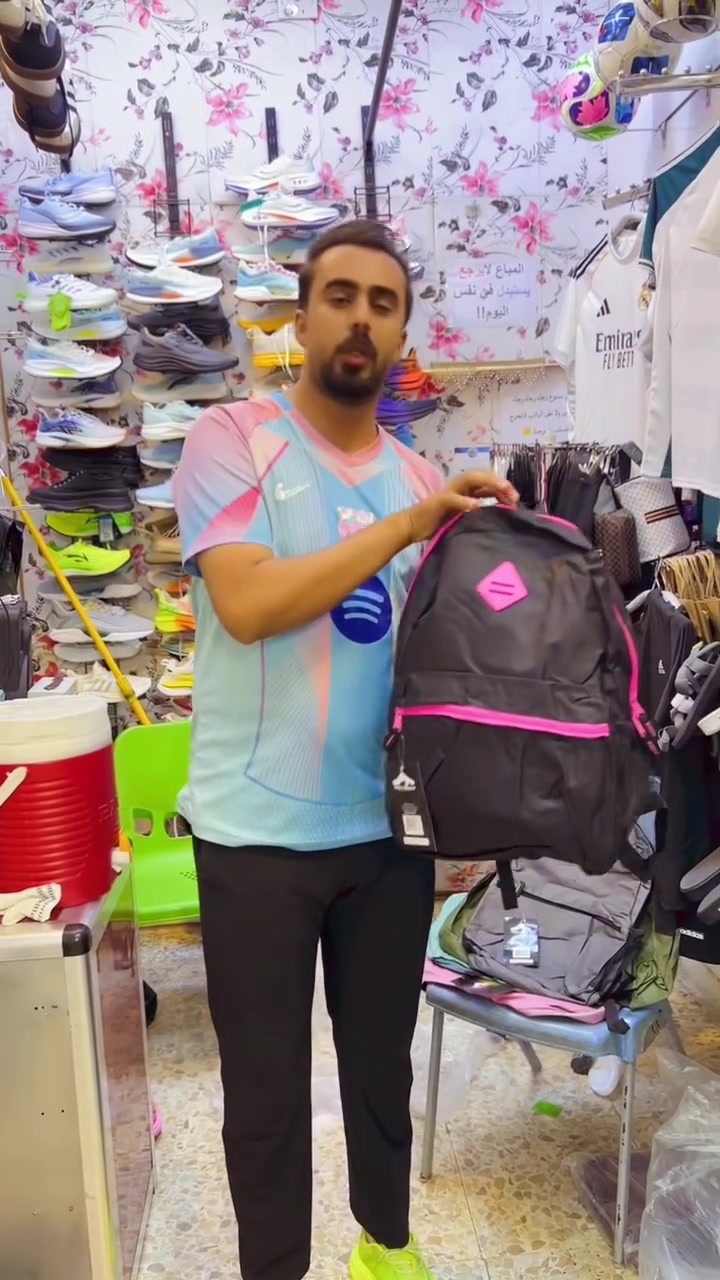 السلام عليكم ورحمة الله 
اهلا الامين  عروضنا متخلص

وهذه رقمي وبلخدمه 
***********
