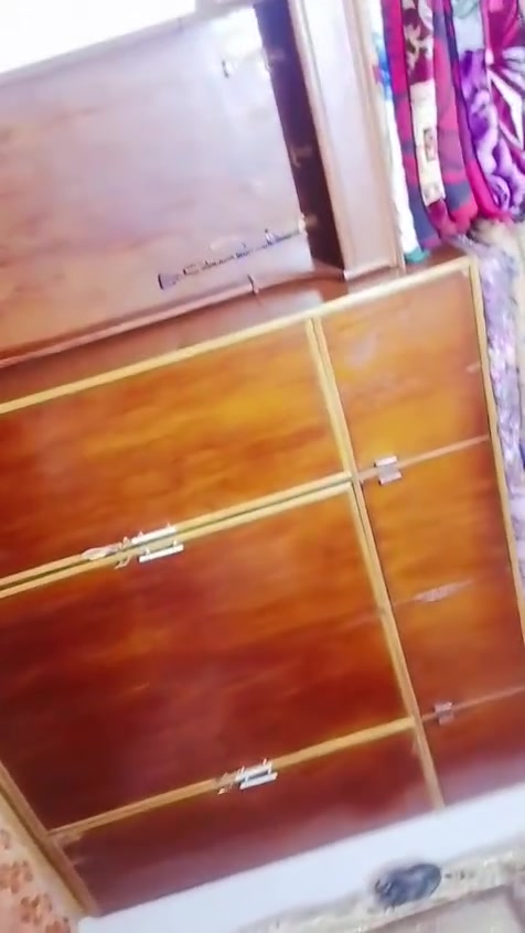 اسلام عليكم اخوان 
عندي غرفه البيع300
***********
