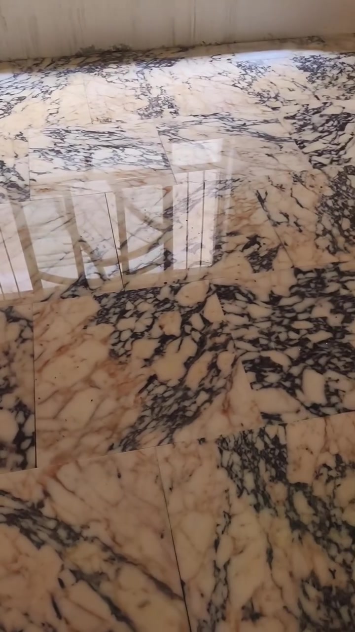 سراميك ارضيات • درجة أولى • تسليم مهندس