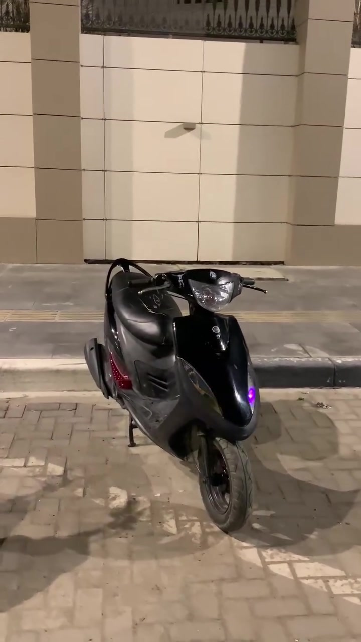 اكس عدله للبيع او مراوس دراجه نضيفه ما متعوبه شلعه معدل كهربائيات كلها شغاله مكينه خرسه ما تسمعها بلادي 49سعرها650وبيها مجال لتواصل فقط علرقم***********
