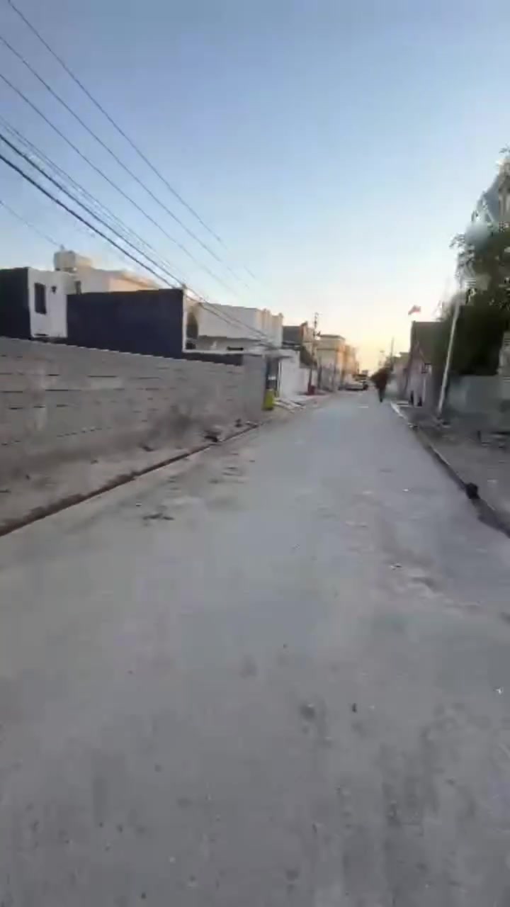سلام عليكم بيت للبيع المساحه 200متر طابو ملك صرف العنوان قضاء الزوراء بل كرامه للستفسار ***********

