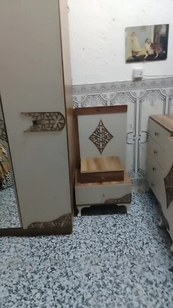 غرفه تركيه نضيفه البيع شراي يراسل راعيها ***********
