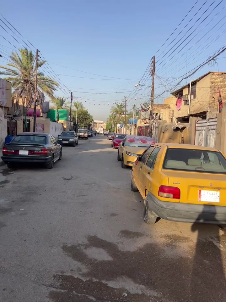السلام عليكم  بيت 100 متر طابو ملك صرف الشهداء الثالثة قرب مدرسة عمر ابن عبد العزيز سابقا سعر 95 وبي مجال باقي التفاصيل داخل الفيديو ***********
