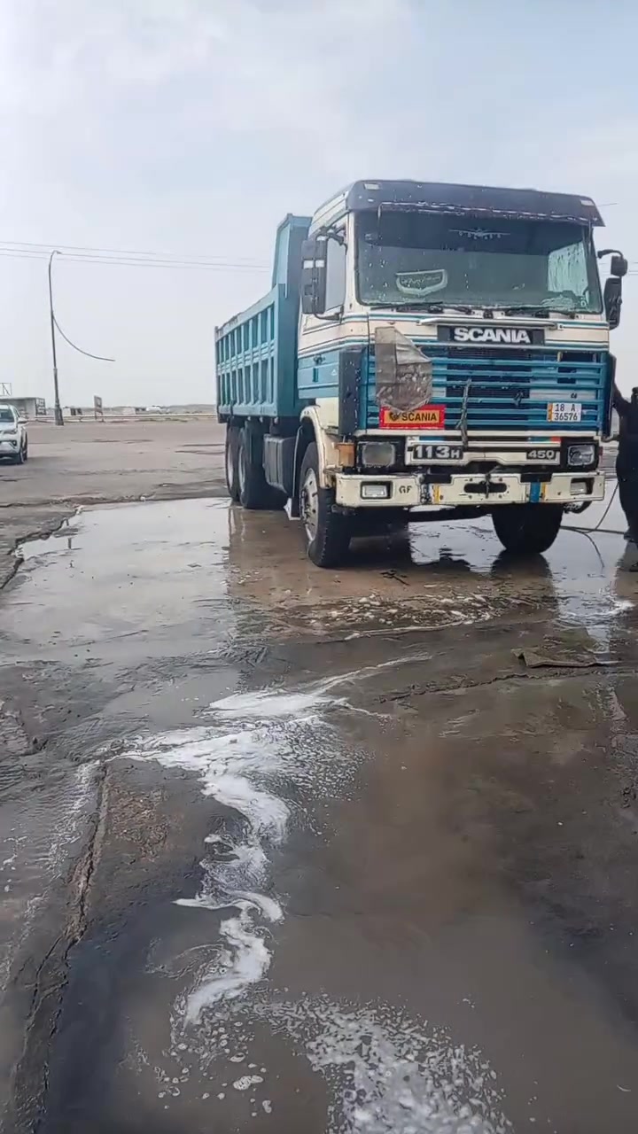 *********** *********** سكانيه للبيع ١٣ مكينه ٨٨ زرقاء كير ٥/٥ مجموعه ٨٢
