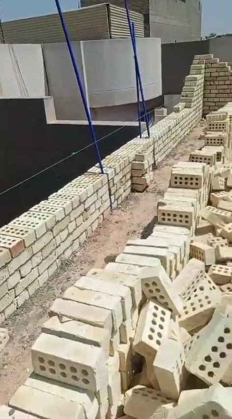 كادر بناء مصري شغل دراجة أولى أسعار مناسبة مكاني بغداد وهذا رقمي بي واتس ***********
