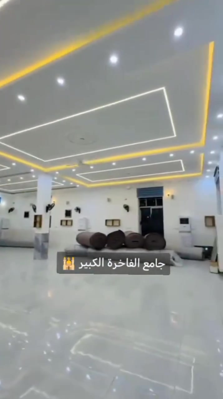 السلام عليكم يوجد كادر سقوف مغربي
عمل بنظام هندسي مواد وعمل نقد ودفعتين والدفعتين تكون الاوله بنسبة 70 بالميه والثانيه بنسبة 30 بالميه وعمل بالنقد 
للاستفسار واتساب واتصال ***********
