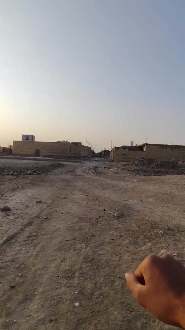 📍 قطعتين للبيع بسعر جداً مناسب الدجين شارع حجي كشكول يم المدرسه جديد زراعي 
العنوان: الدجين – شارع حجي كشكول ، يم المدرسة الجديدة
📐 ركنيّات اثنين، والموقع كلش حلو ومرتب.

💰 إذا تنباع القطعتين سوه: 26–مليون وبيها مجال
💰 وإذا كل وحدة وحدها: 1٣ مليون للوحدة وبيها مجال

📞 مكتب الضامن للعقار 
نستقبل كافة العروض العقارية
*********** اعلان 

#مكتب_الضامن_للعقار #سوق_الشيوخ #عقارات_سوق_الشيوخ #الجيجيان
