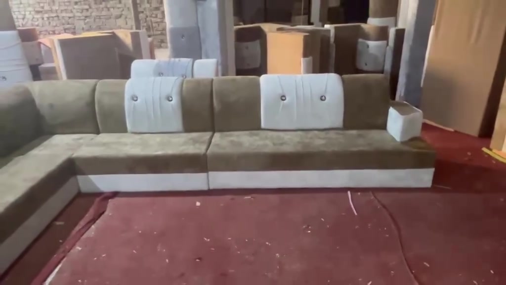 كنب • بغداد • بدون تفاصيل