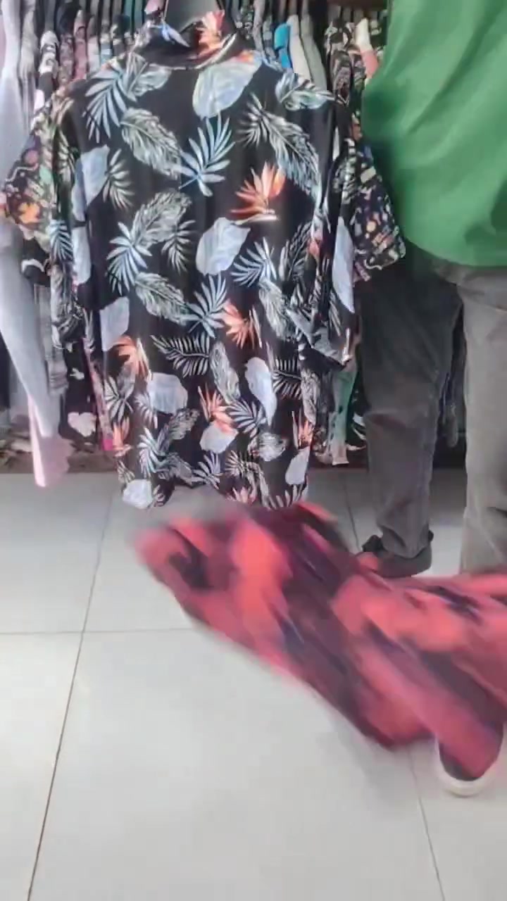 فتح قميص مشجر
العنوان بابل الحصوه سوق الكبير قرب عمارات الاطباء آخر محل باله اسم المحل حسين للباله الاوربيه *********** @إشارة
