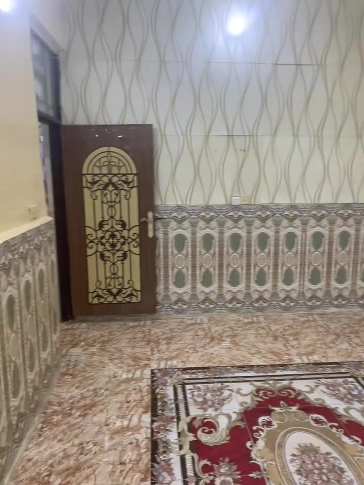 الولدايه • ١٠٠م • طابق ونص