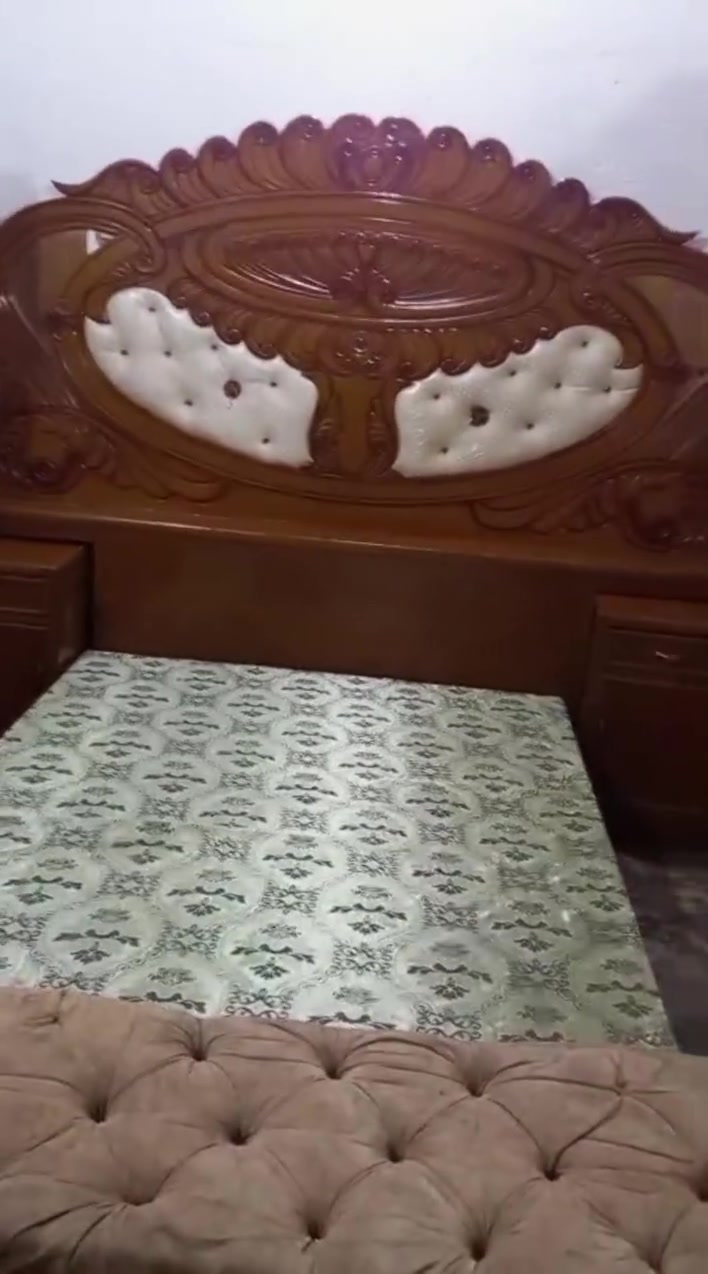 650غرفه ست ابواب صاج داخل وخارج نفخ زاويه كنتوريه بغداد الحسينيه مال الراشديه وعندي توصيل ***********
