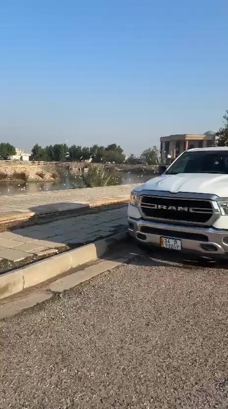 سياره رام موديل 22 رقم بصره باسمنه السياره .كير ومكينه مكفولات شواصي مكفوله ضربه امام العين اتايرات جدد لسعر 120 وبيها مجال البصره الرقم ***********

