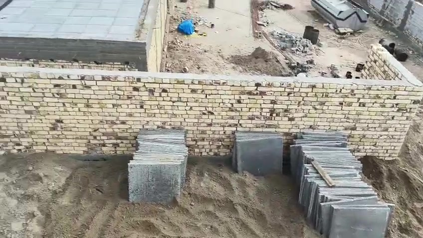 لمستعدون لعمل السطوح بالفلانكوت والكير والاشتايكر وبااسعار مناسبة عمل و مواد وعمل.... 
للاستفسار الإتصال على ***********
