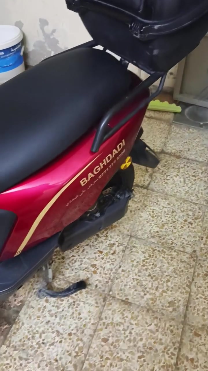 دراجه شحن 6 بطاريات سرعه 99 ثلاث نمر دراجه شرط بطاريات شرط على فحص السعر 550 وبيها مجال الاتصال *********** دراجه حيل نظيفه
