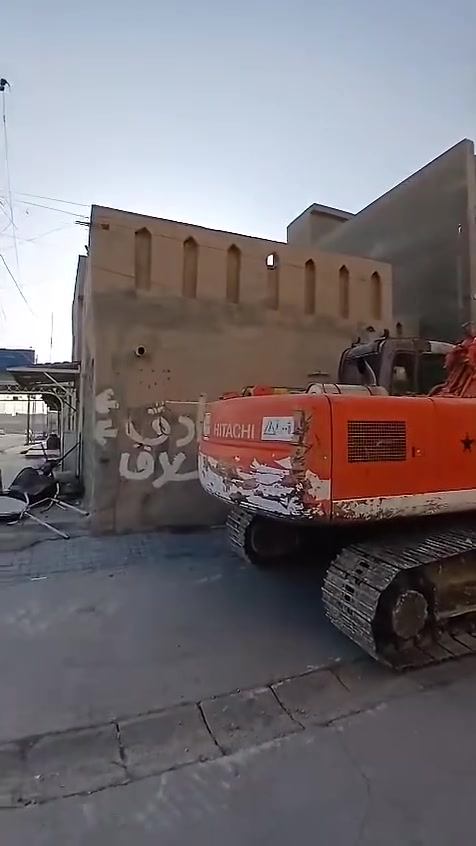 السلام عليكم
هدم الدور والترميم  ورفع الانقاض  وتفليش البيوت المرتفعة وقص المنازل المشتركه  وفرش السبيس ولجلمود وحدل الارض  نحنو جاهزون للعمل في  محافظة واسط ولاطراف بأنسب الاسعار كادر كامل ان شاء الله سنكون عند حسن ظنكم نستقبل اتصالاتكم على مدار الساعة   
#هاتف
***********ابو زينب
