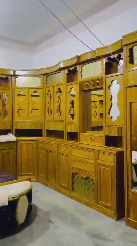 السلام عليكم سوق القائم غرف شد نقل وصلتك علينا 1,300, وبيها مجال والتواصل على هذا الرقم
*********** 👉

