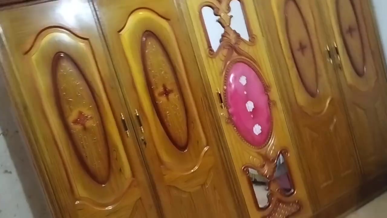 سلام عليكم 
كنتور ابو5 
سعر 300
***********
