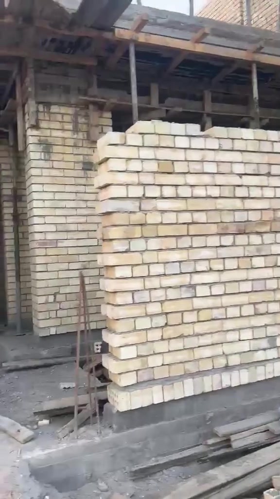 السلام عليكم نشتغل مقولات عامه بناء حسب الطلب مقاطعه 2/10 و3/10  تسليم مفتاح او هيكل عضم شغل اشراف هندسي اي استفسار اتصل مكتب أليمان ***********
