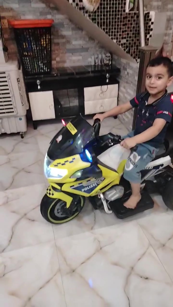 دراجه على شحن مستخدمه يوم واحد تكفي عمر لحد ٩سنوات السعر 250 وبيهه مجال كربلاء ***********
