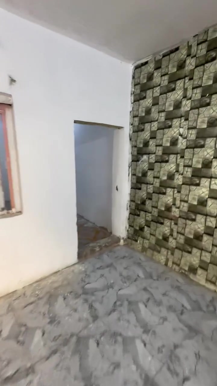 الايجارطابق ثاني شارع كهرباء فرع صيدليه شيرين طاهر ***********
