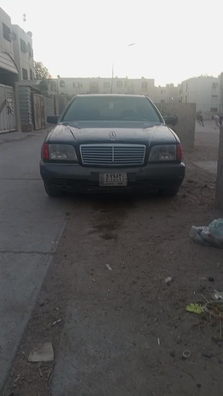 مرسيدس شبح موديل92رقم بغداد السياره بلاديه صدر امامي جديد وخلفي جديد تخم تاير محركها مامحور التابوت البلادي 6سلندر الكير مالها البلادي السياره كل ميكانيكياتها جديده وشغاله كل مشكله مابيها السعر55وبيها مجال للطيبين