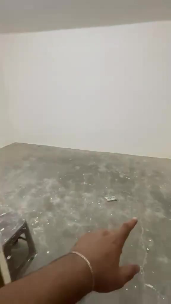 دار الاجار غرفتين وصاله ومطبخ الاسكان شارع مستشفى الطفل مقابيل ثانويه بابل السعر 600 الف ستفسار ***********
